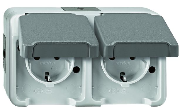 Merten AQUASTAR specialist switch range for damp rooms, surface-mounted, IP44, in light grey | Robust - Proven - Reliable grenda-hammer®