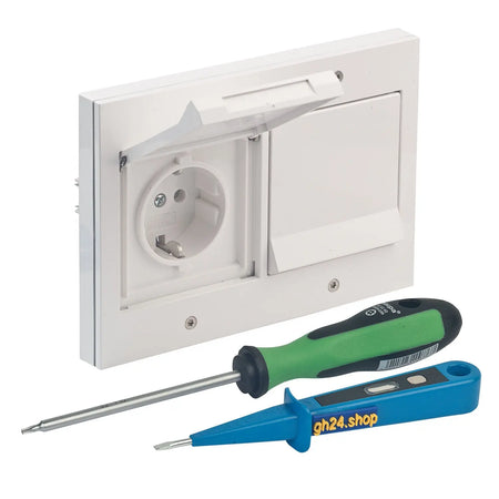 Design Außensteckdose Gira TX_44 2-fach mit Rahmen, Dichtungsflansch und Montageset weiß Gira